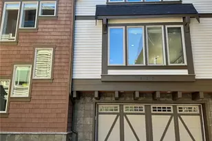 10135 NE 62nd St, Kirkland, WA 98033 - Photo 5