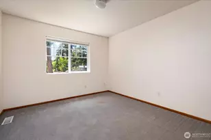 685 SW 1st Ave, Oak Harbor, WA 98277 - Photo 25