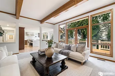9416 NE 25th Street, Bellevue, WA 98004 - Photo 13