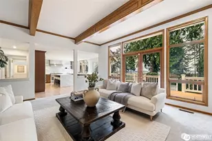 9416 NE 25th St, Bellevue, WA 98004 - Photo 13