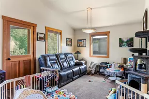 308 Washington St, Winthrop, WA 98862 - Photo 3