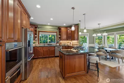 12385 166th Court NE, Redmond, WA 98052 - Photo 9