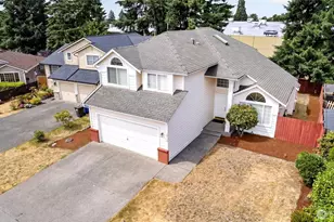 10124 SE 242nd Pl, Kent, WA 98030 - Photo 3