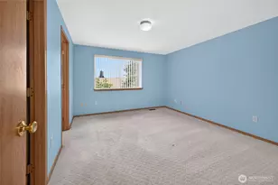 10124 SE 242nd Pl, Kent, WA 98030 - Photo 17