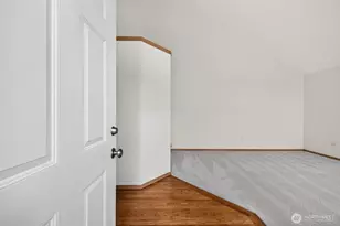 10124 SE 242nd Pl, Kent, WA 98030 - Photo 5