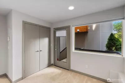 1536 Sturgus Avenue S, Seattle, WA 98144 - Photo 27