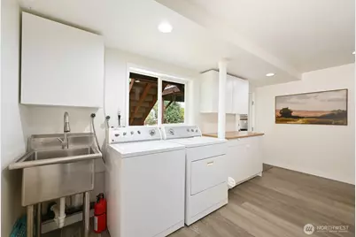 9823 41st Avenue SW, Seattle, WA 98136 - Photo 19