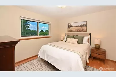 9823 41st Avenue SW, Seattle, WA 98136 - Photo 7