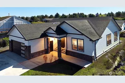 552 Sand Dune Avenue SW, Ocean Shores, WA 98569 - Photo 1
