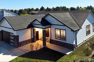 552 Sand Dune Ave SW, Ocean Shores, WA 98569 - Photo 1