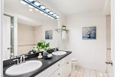 215 20th Avenue E #201, Seattle, WA 98112 - Photo 13