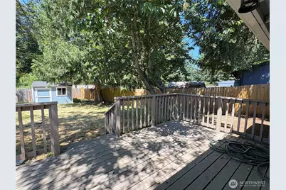 12006 218th Avenue Ct E, Bonney Lake, WA 98391 - Photo 21
