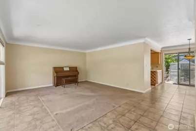 401 Barr Drive, Kelso, WA 98626 - Photo 7