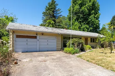401 Barr Drive, Kelso, WA 98626 - Photo 1