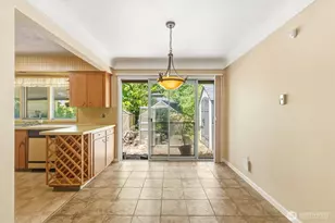 401 Barr Dr, Kelso, WA 98626 - Photo 11