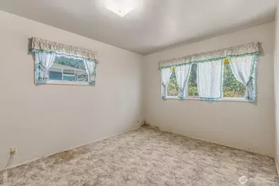 401 Barr Drive, Kelso, WA 98626 - Photo 29