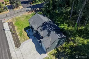 4322 60th St E, Tacoma, WA 98443 - Photo 37