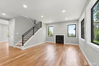 4322 60th Street E, Tacoma, WA 98443 - Photo 5