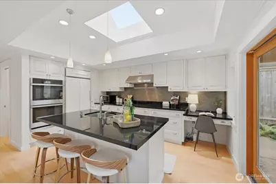 10351 11th Avenue NW, Seattle, WA 98177 - Photo 5