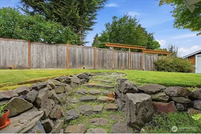10351 11th Avenue NW, Seattle, WA 98177 - Photo 13