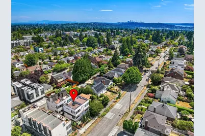 8356 19th Avenue NW #B, Seattle, WA 98117 - Photo 23