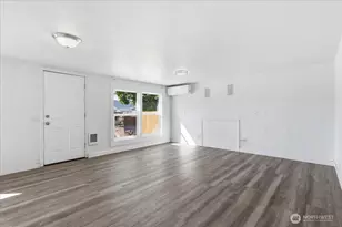 213 W Kelso Ave, Electric City, WA 99123 - Photo 3