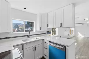 213 W Kelso Ave, Electric City, WA 99123 - Photo 9