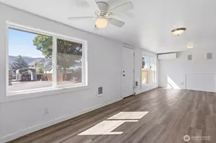213 W Kelso Ave, Electric City, WA 99123 - Photo 7