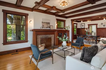 4055 SW Holgate Street, Seattle, WA 98116 - Photo 3