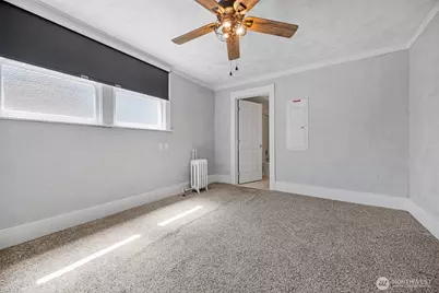 9615 56th Avenue S, Seattle, WA 98118 - Photo 19