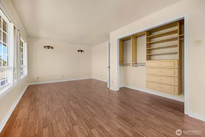 9615 56th Avenue S, Seattle, WA 98118 - Photo 23