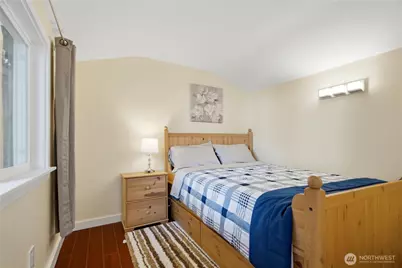 1820 101st Avenue NE, Bellevue, WA 98004 - Photo 33