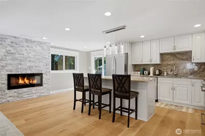 1820 101st Avenue NE, Bellevue, WA 98004 - Photo 11