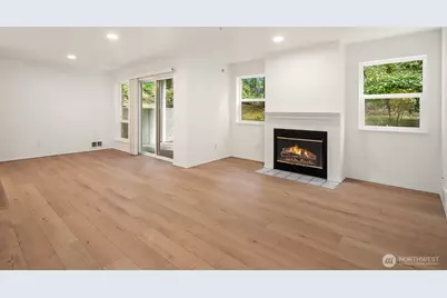 2989 142nd Place SE #3, Bellevue, WA 98007 - Photo 5