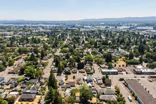 709 W Fourth Plain Blvd, Vancouver, WA 98660 - Photo 33