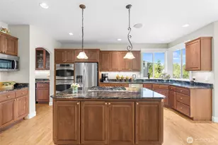 1808 Bakerview Ct, Mount Vernon, WA 98274 - Photo 9