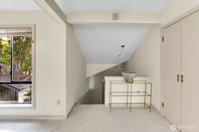 1541 NE 143rd Street #H5, Seattle, WA 98125 - Photo 3