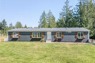 101 Robinson, Port Angeles, WA 98362 - Photo 1
