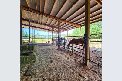 144 Ciannigan Hill Road, Silver Creek, WA 98585 - Photo 25