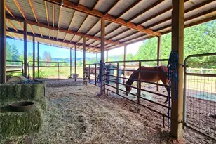 144 Ciannigan Hill Rd, Silver Creek, WA 98585 - Photo 25