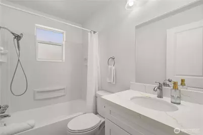 617 140th Street S #6, Tacoma, WA 98444 - Photo 7
