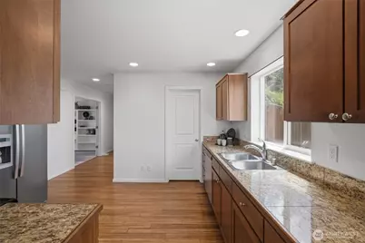 1601 NE Sarai Court, Bremerton, WA 98310 - Photo 9