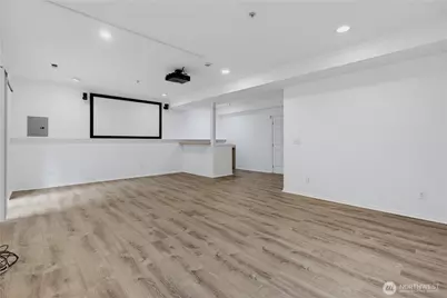 9729 26th Avenue SW #404, Seattle, WA 98106 - Photo 25