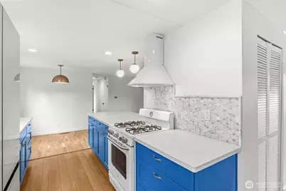 8315 198th Street SW, Edmonds, WA 98026 - Photo 17