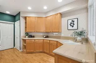 120 Newport Way NW, Issaquah, WA 98027 - Photo 9