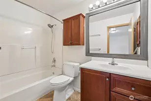 317 NE 91st St, Seattle, WA 98115 - Photo 23