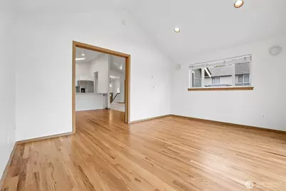 317 NE 91st Street, Seattle, WA 98115 - Photo 17