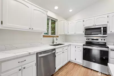 317 NE 91st Street, Seattle, WA 98115 - Photo 13