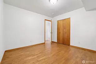 317 NE 91st St, Seattle, WA 98115 - Photo 31