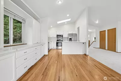 317 NE 91st Street, Seattle, WA 98115 - Photo 11